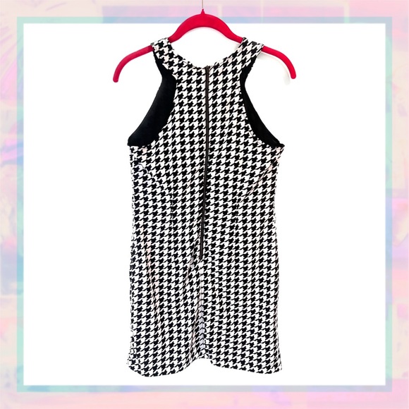 Houndstooth Mini Dress ✨ Lightweight + Lined Sleeveless High Neck Racer (XS) - Picture 2 of 6